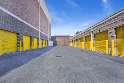 drive up storage