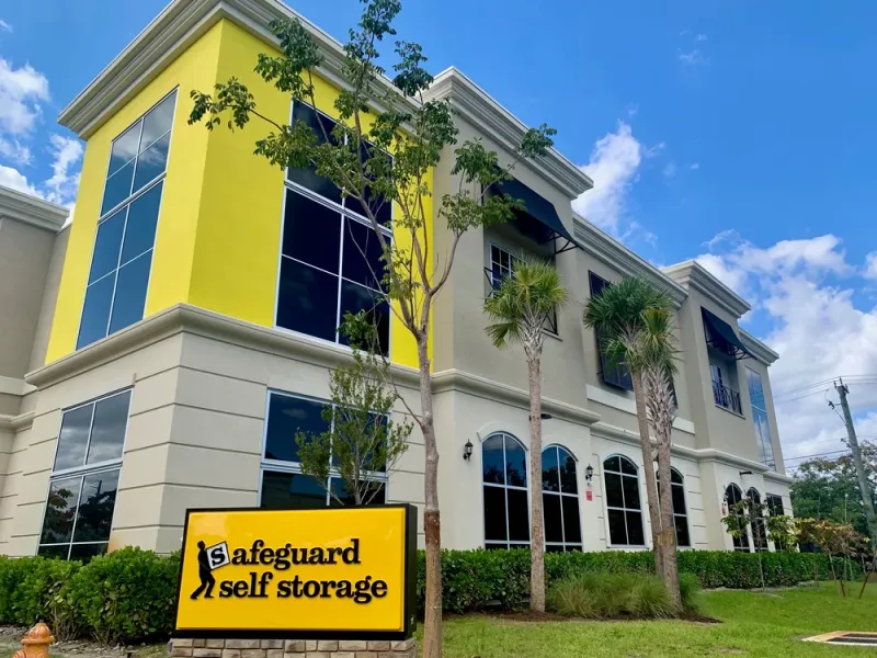 self storage units Oakland Park