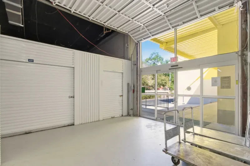 modern self storage