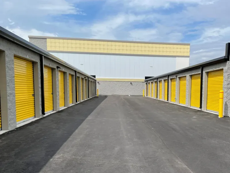 drive up storage
