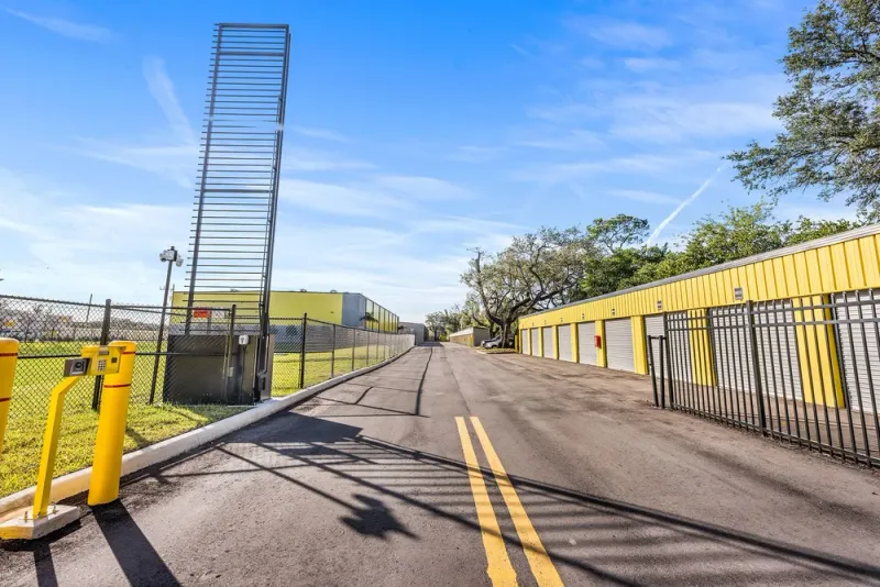 secure storage in Hollywood