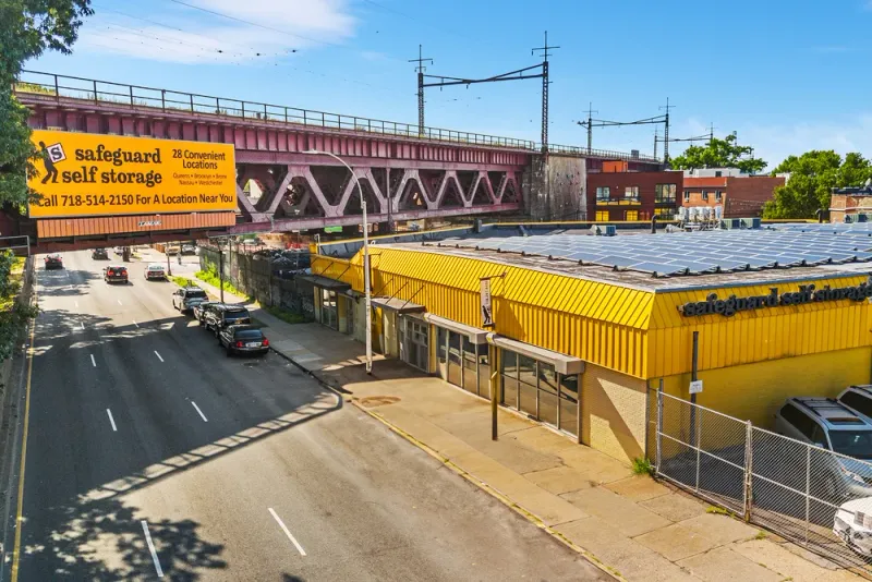 self storage units Astoria