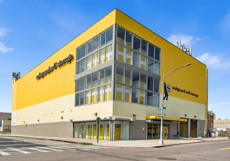 self storage units Ozone Park