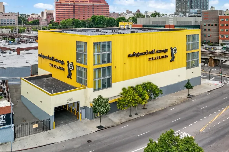 self storage units Jamaica